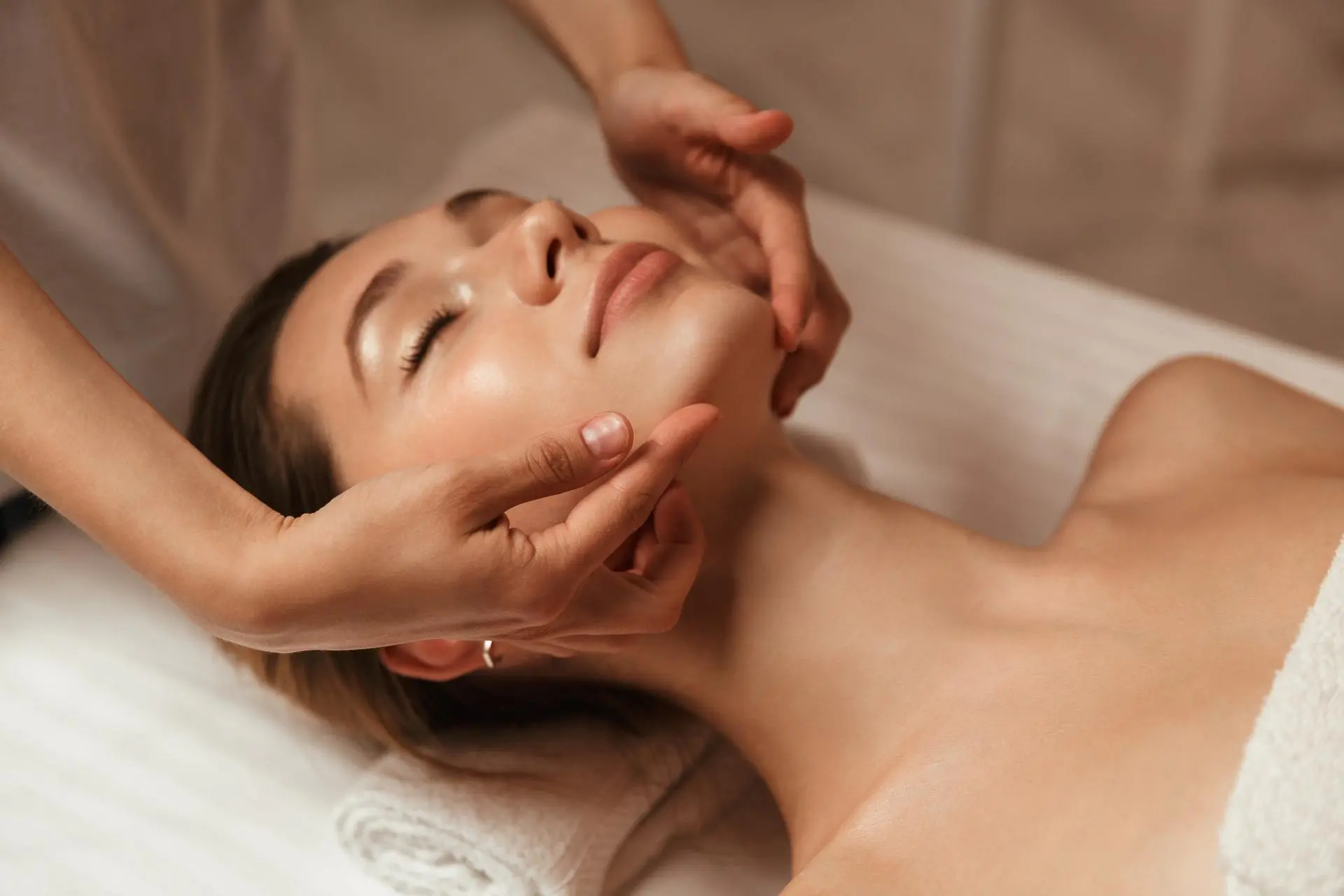 A soothing facial massage treatment for relaxation at Stanford Massage Wellness Beauty, a Beauty And Wellness Store in Menlo Park